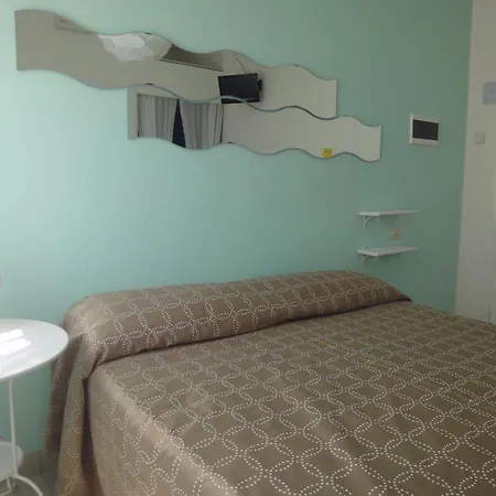 Stella Marina Hostel *