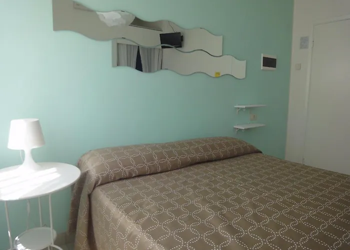 Stella Marina Hostel *