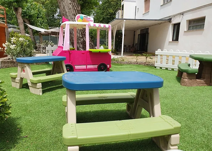 بيت شباب Stella Marina تْشيزيناتيكو