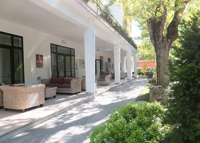 بيت شباب Stella Marina تْشيزيناتيكو